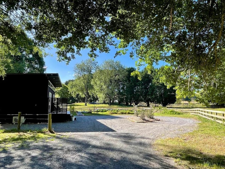 The Hayshed Taupō- tiny home 10 min from Taupō town centre- first accommodation on our working homestead Apartment in Taupo