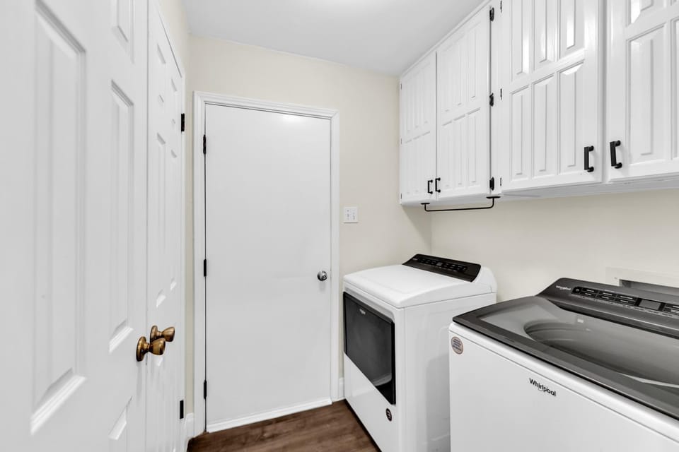 dishwasher, washing machine