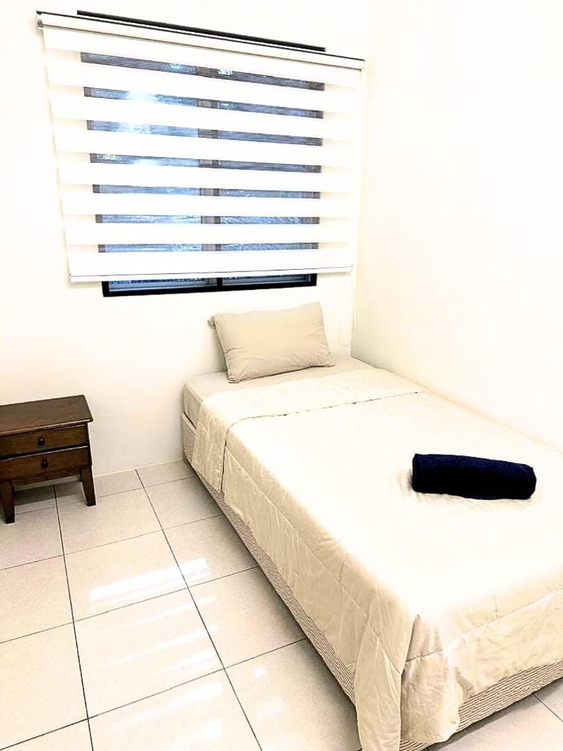 Homestay Bunga Raya Wifi Netflix House in Perak