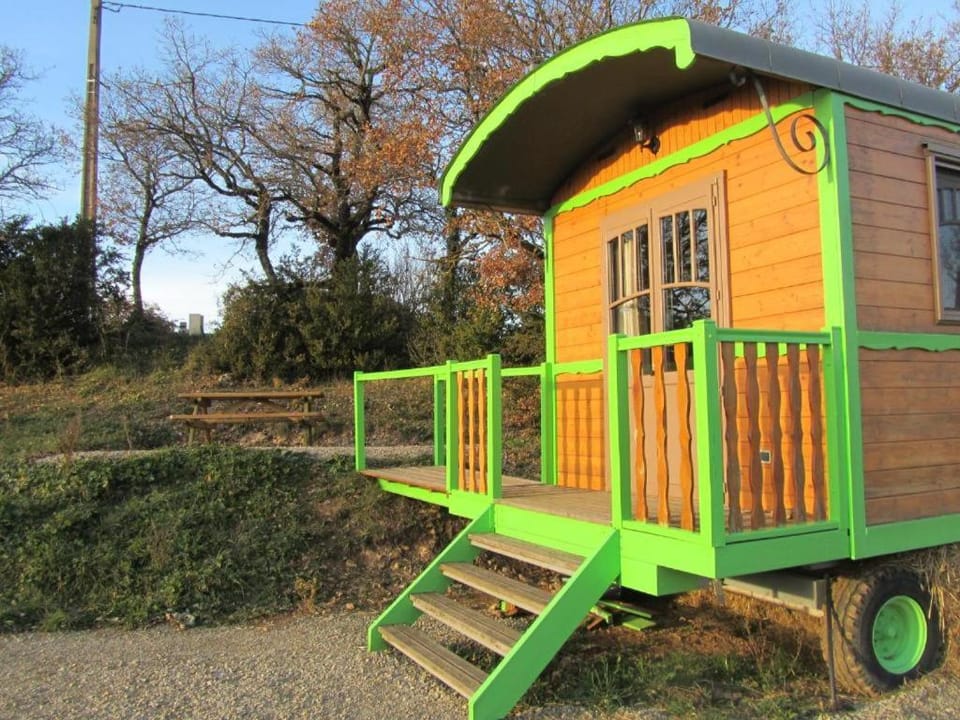 La Roulotte d'Alcas Apartment in Occitanie