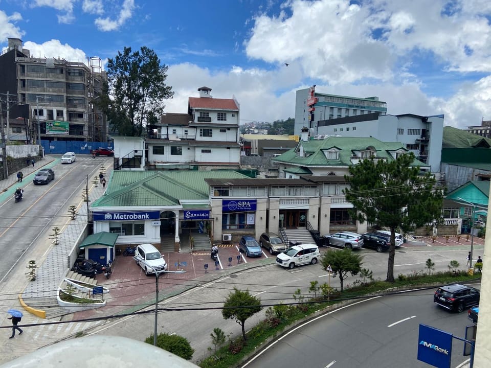 LJ's Burnham Homestay Apartment hotel in Baguio