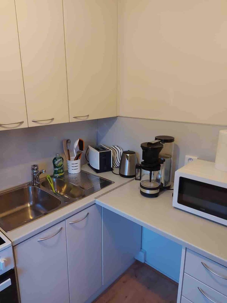 Coffee/tea facilities, Kitchen or kitchenette, toaster