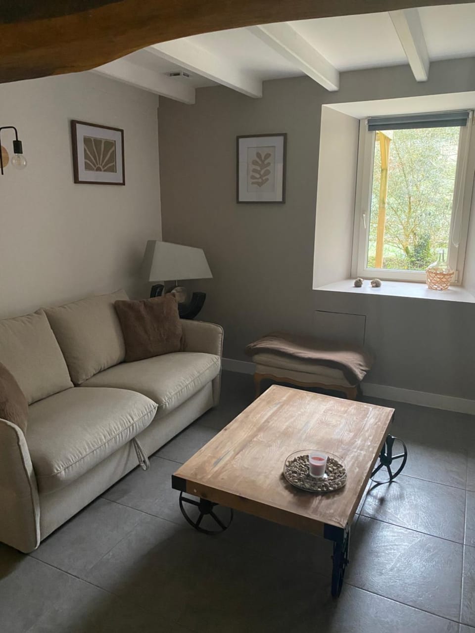Living room, Seating area