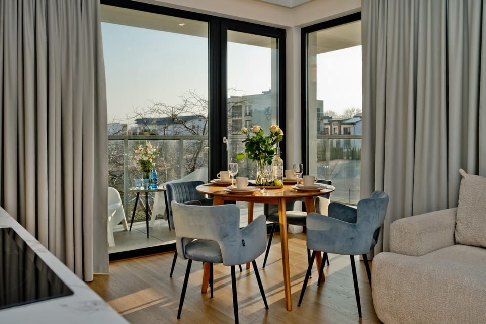 Balcony/Terrace, Living room