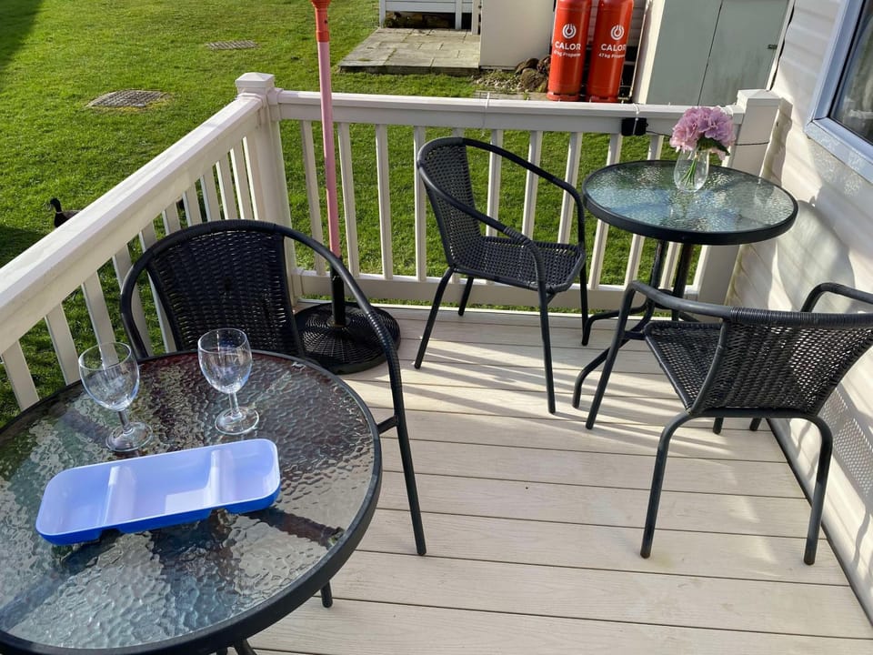 Patio, Day, View (from property/room), Balcony/Terrace, Dining area