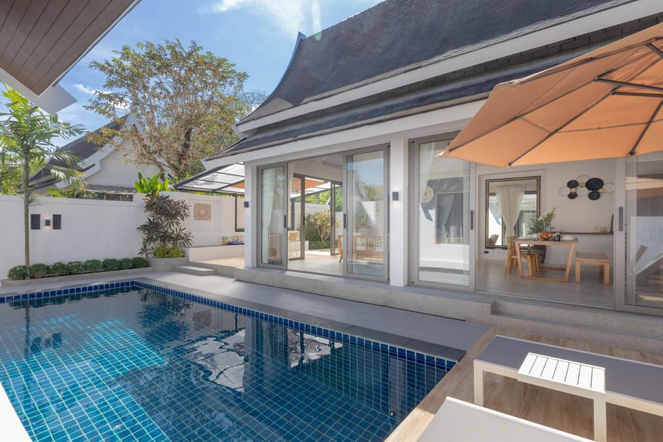 Pool view, Swimming pool, Swimming pool
