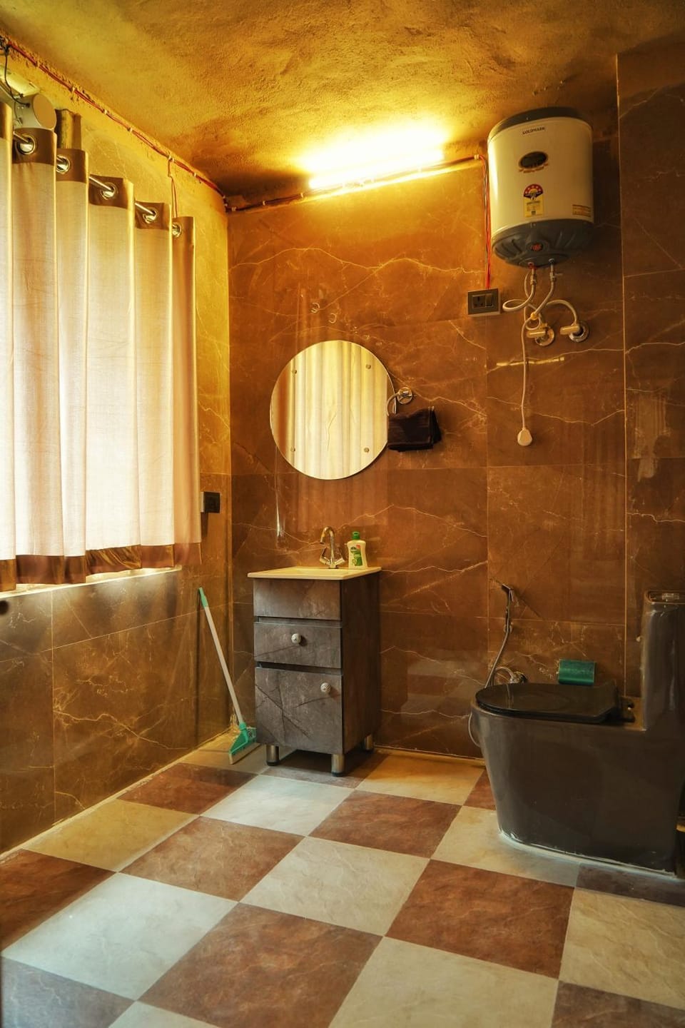 YAARI Shangarh Bed and Breakfast in Himachal Pradesh