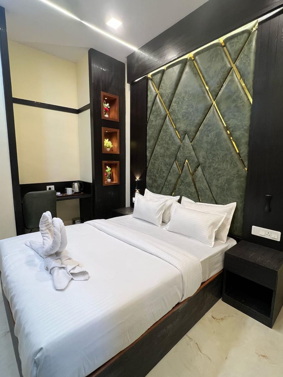 Hotel Sky Suite-Sahar Cargo And Intl Airport Hotel in Mumbai