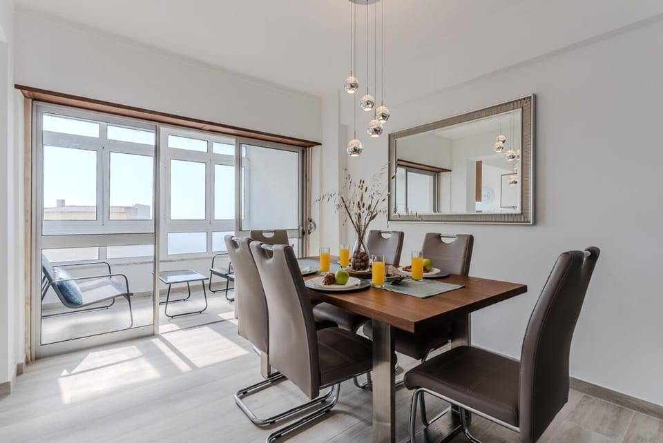 Sea Dunes Apt - 3 BR with sea view Apartment in Lisbon District