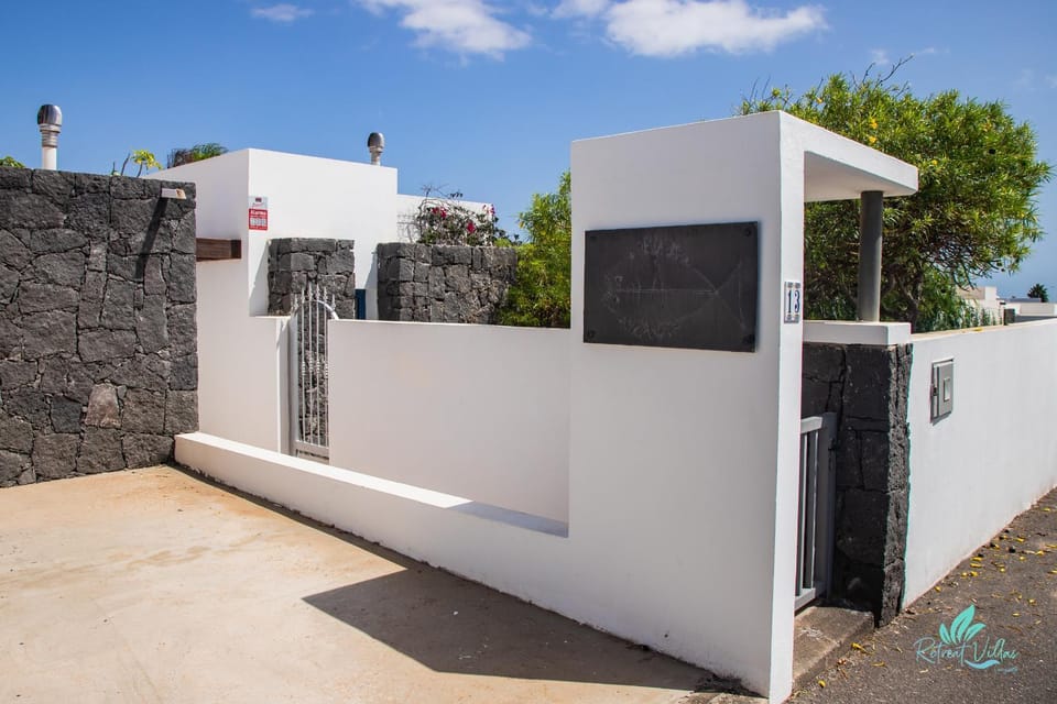 Fortuna Villa in Playa Blanca