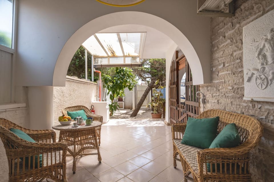 Patio, Seating area