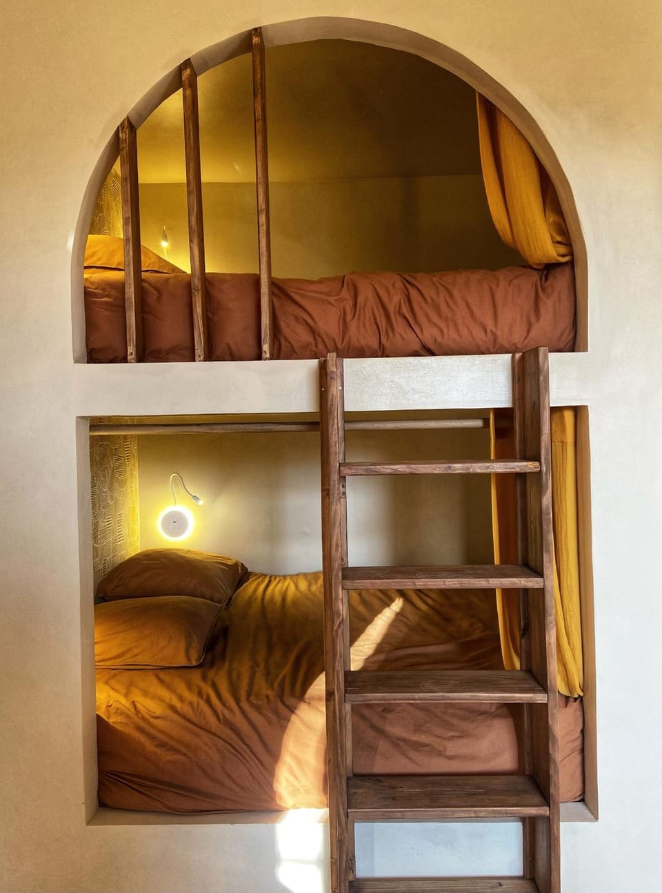 Bed, bunk bed
