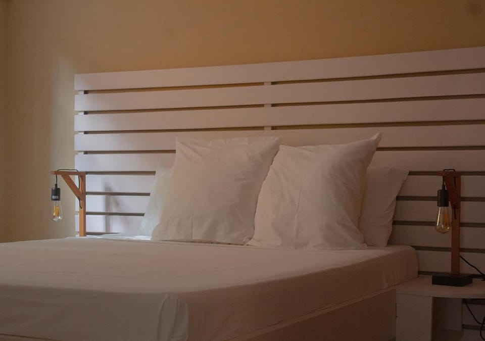 Photo of the whole room, Bedroom, air conditioner