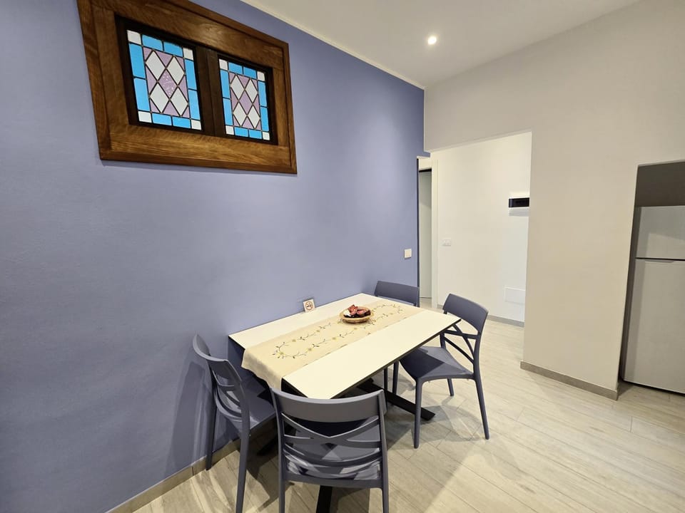 Dining area, Breakfast, Lunch, Dinner, kitchen
