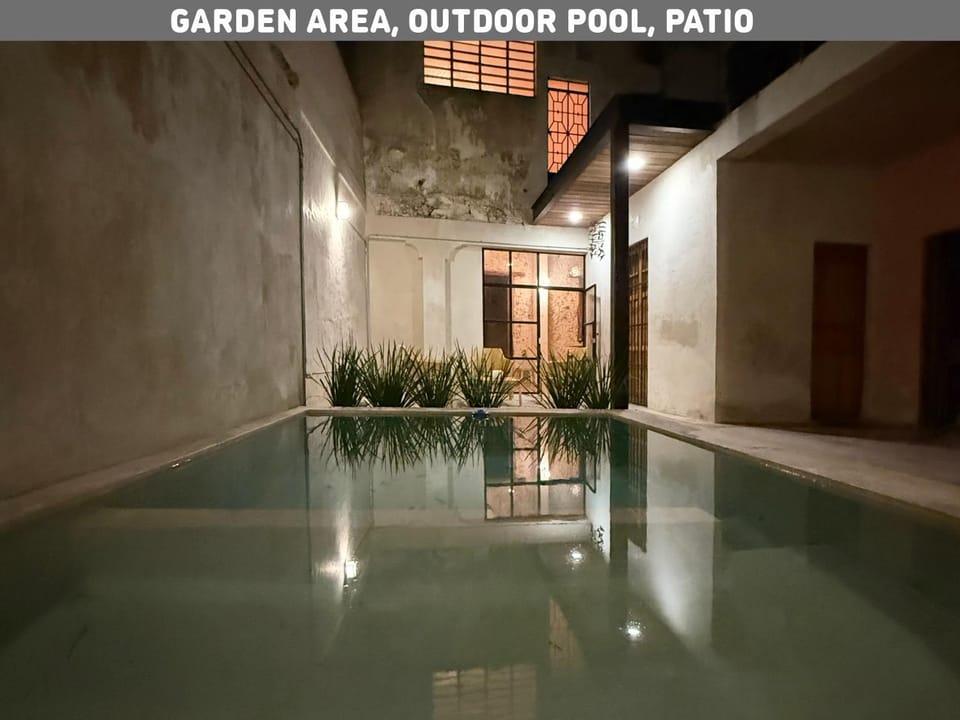 Patio, Swimming pool