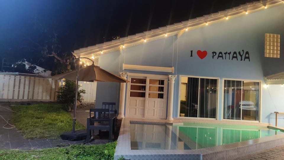 Rare find Pool Villa near beach! Villa in Pattaya City