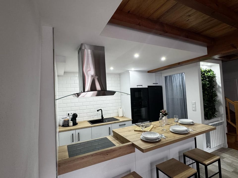 Kitchen or kitchenette, stove