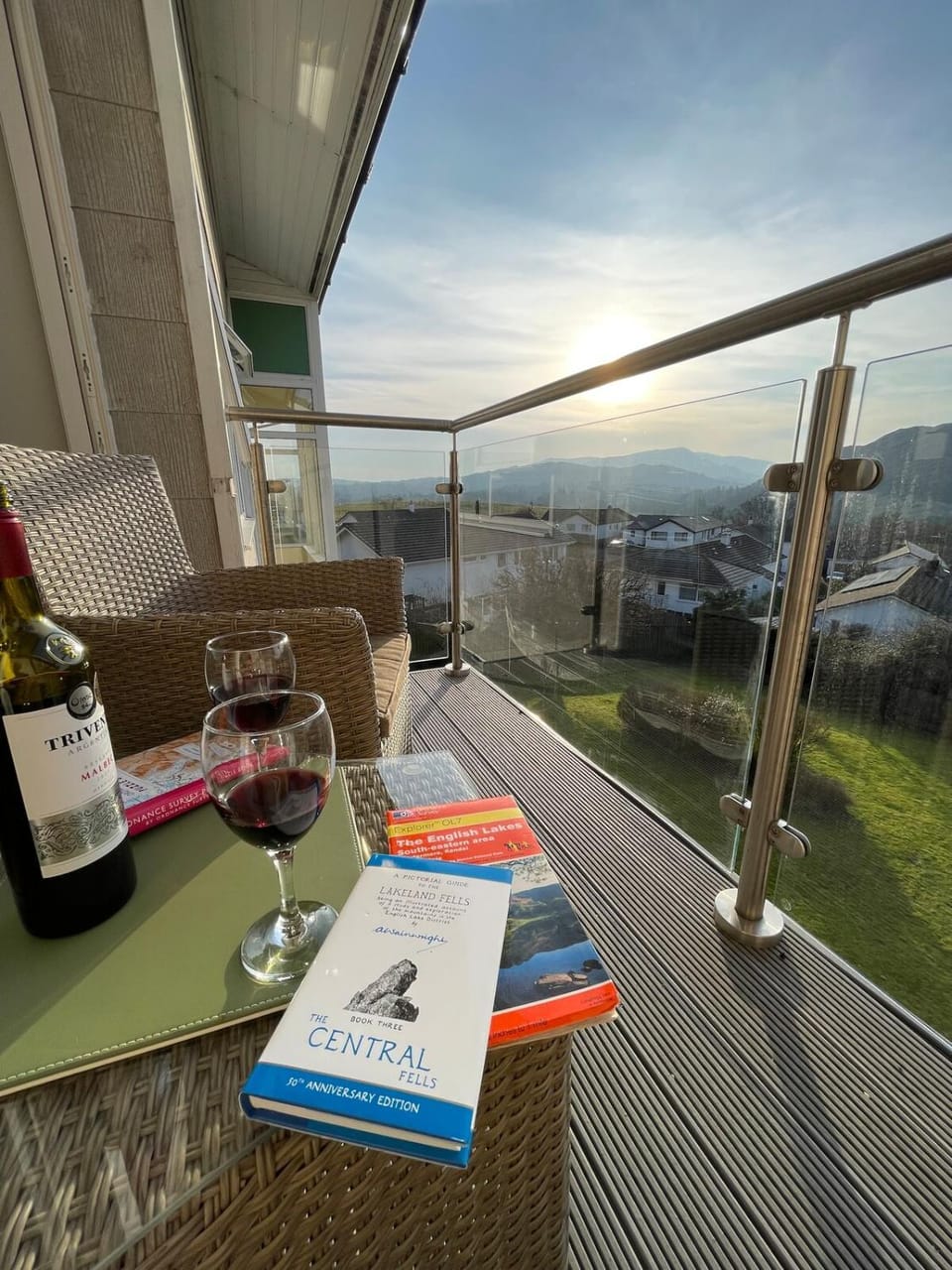 Natural landscape, View (from property/room), Balcony/Terrace, Mountain view, Drinks