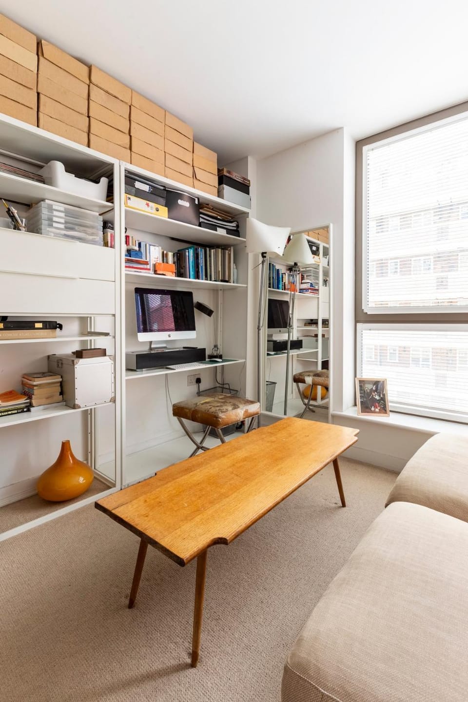 Frampton Park Road, Hackney Apartment in London Borough of Hackney