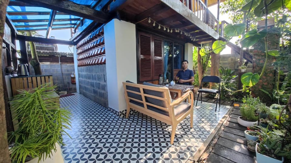 Patio, Day, Garden, Balcony/Terrace, Garden view