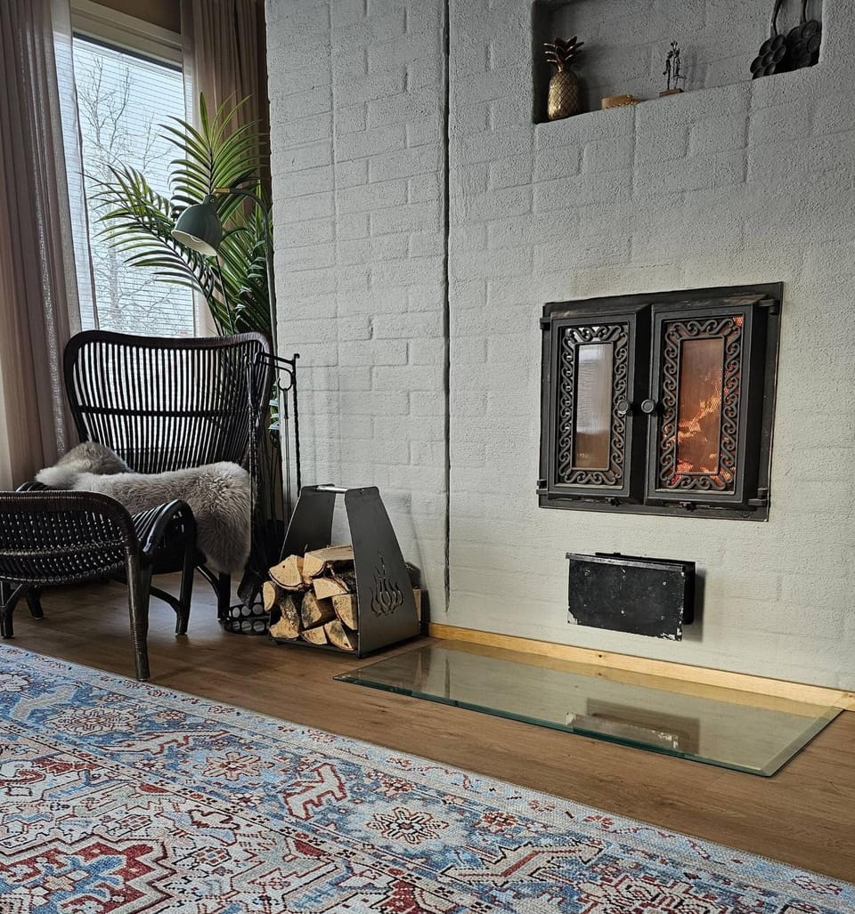 Living room, fireplace