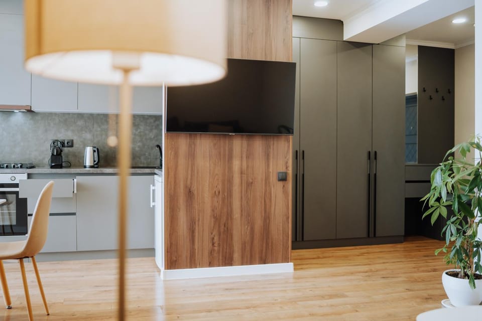 TV and multimedia, Coffee/tea facilities, Kitchen or kitchenette, Dining area, oven, pet friendly, stove