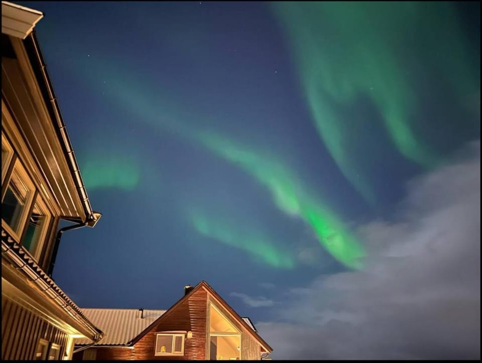 Big house with a wonderful view Apartment in Tromso