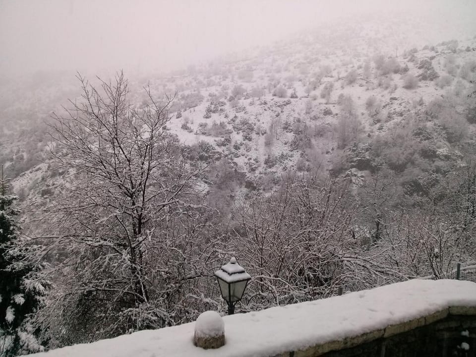 Winter, Balcony/Terrace, On site, Mountain view