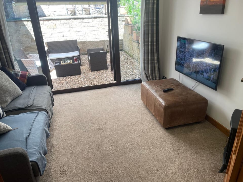 Living room, Bedroom