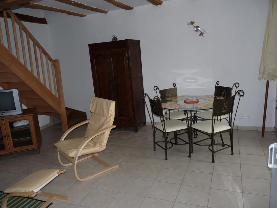 Gîte des trois pommes House in Nouvelle-Aquitaine