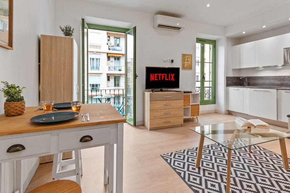 Le Port - Hypercentre - AC - Cosy Apartment in Nice