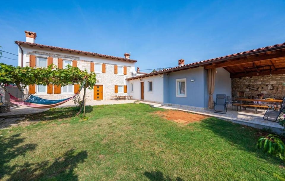 Property building, Garden, Other