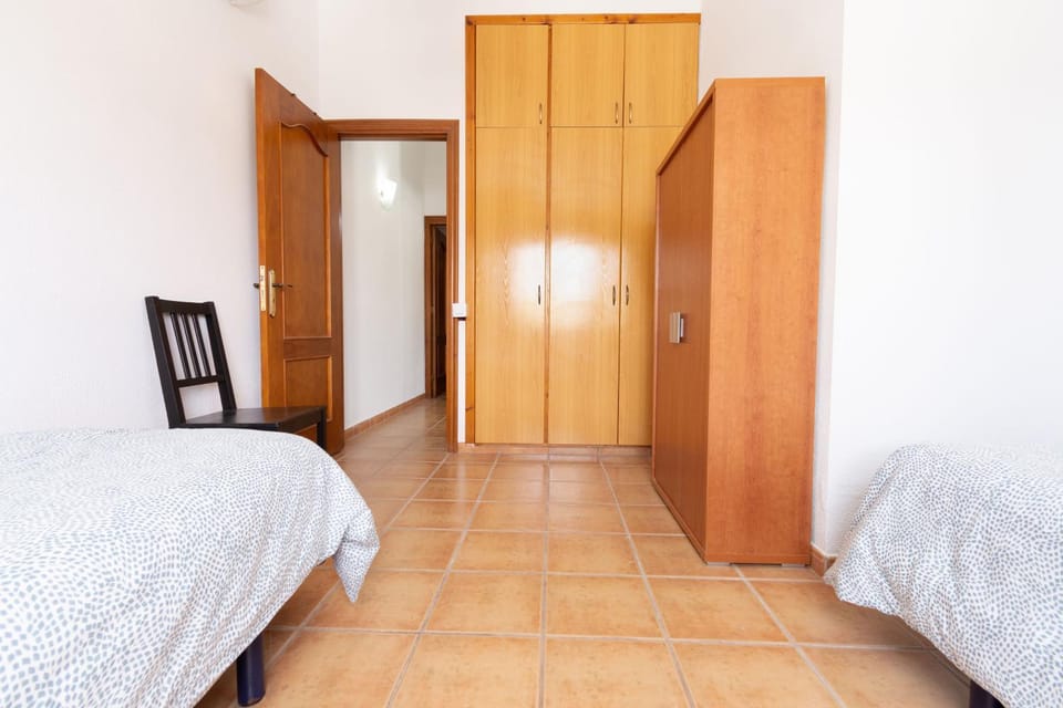 Bed, Photo of the whole room, Bedroom, wardrobe