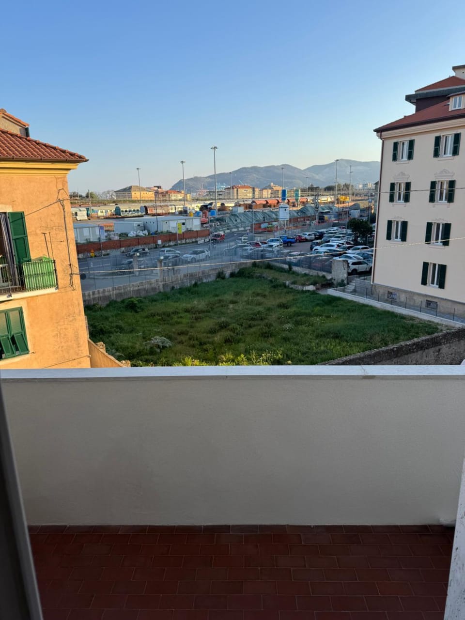 Property building, Day, Natural landscape, City view, Sea view, Parking