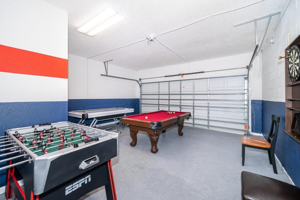 Vacation Villa Near Disney With Private Pool Spa Villa in Osceola County