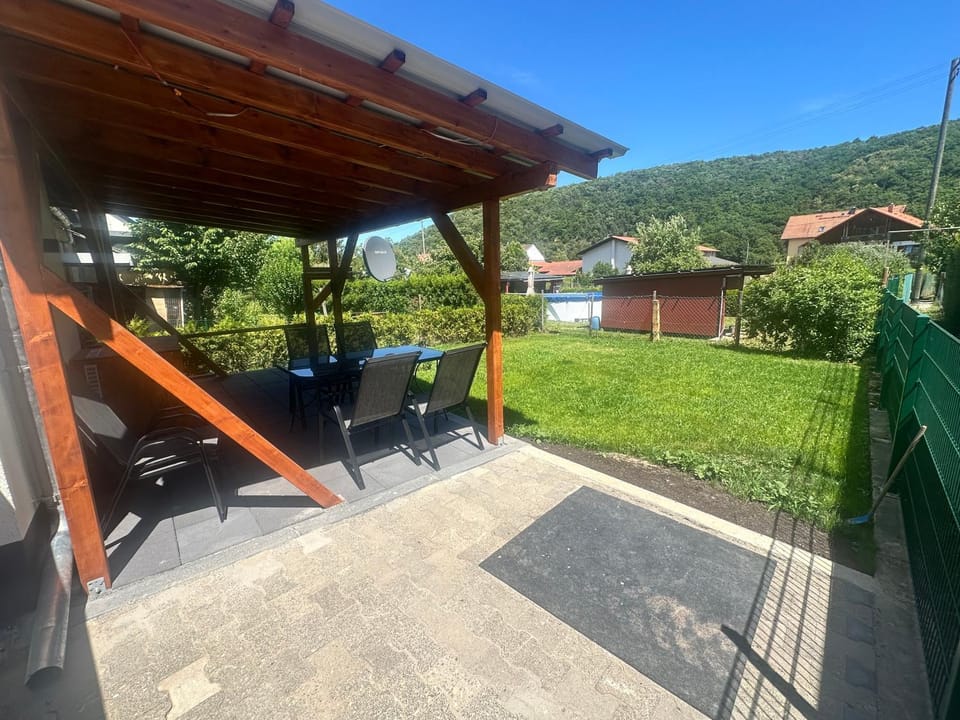 Garden, Garden view