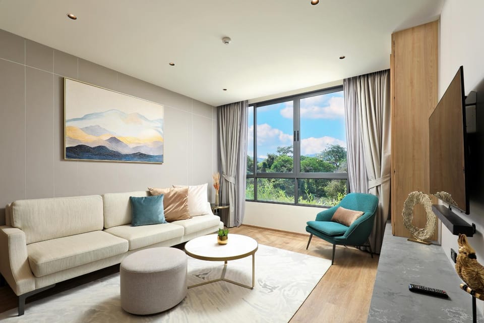 Communal lounge/ TV room, TV and multimedia, Living room, Seating area