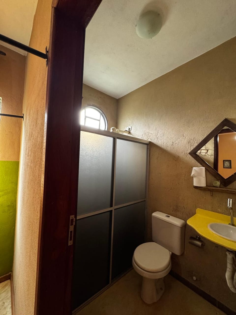 Shower, Toilet, Bathroom