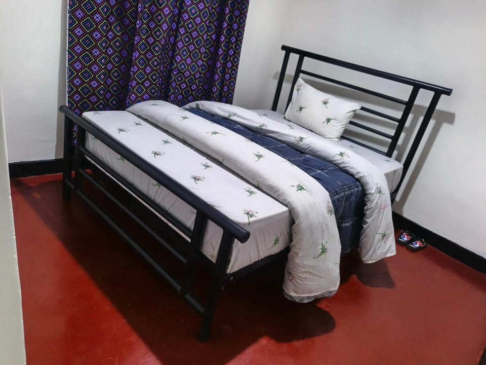 Small Land Home Stay Nature lodge in Africa