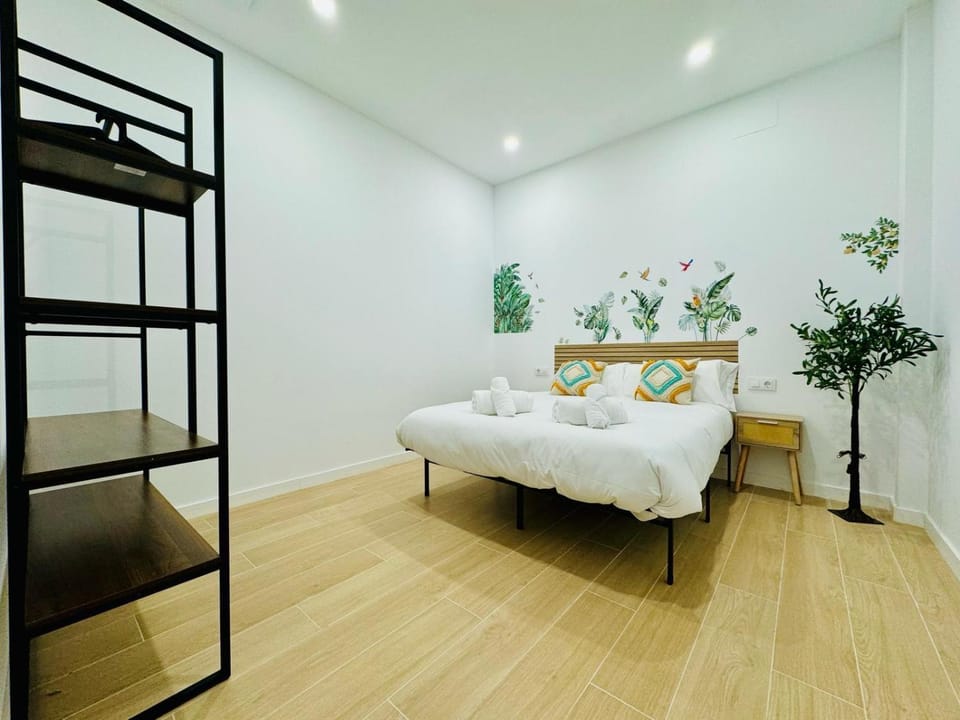 FLAT B - Wide & Beautifull Flat Near Historic Center Apartment in Valencia