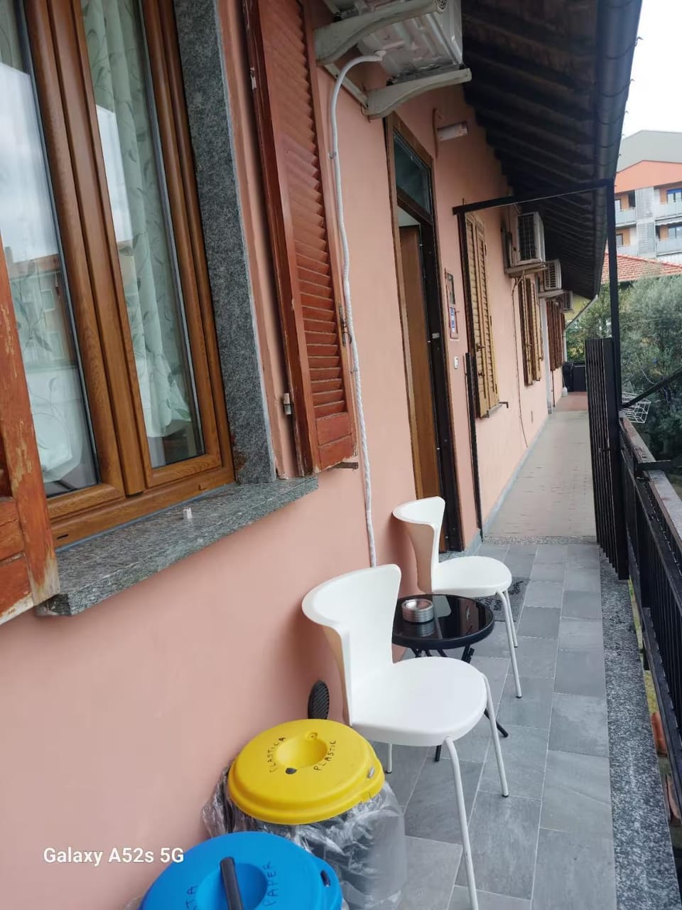 Property building, Balcony/Terrace
