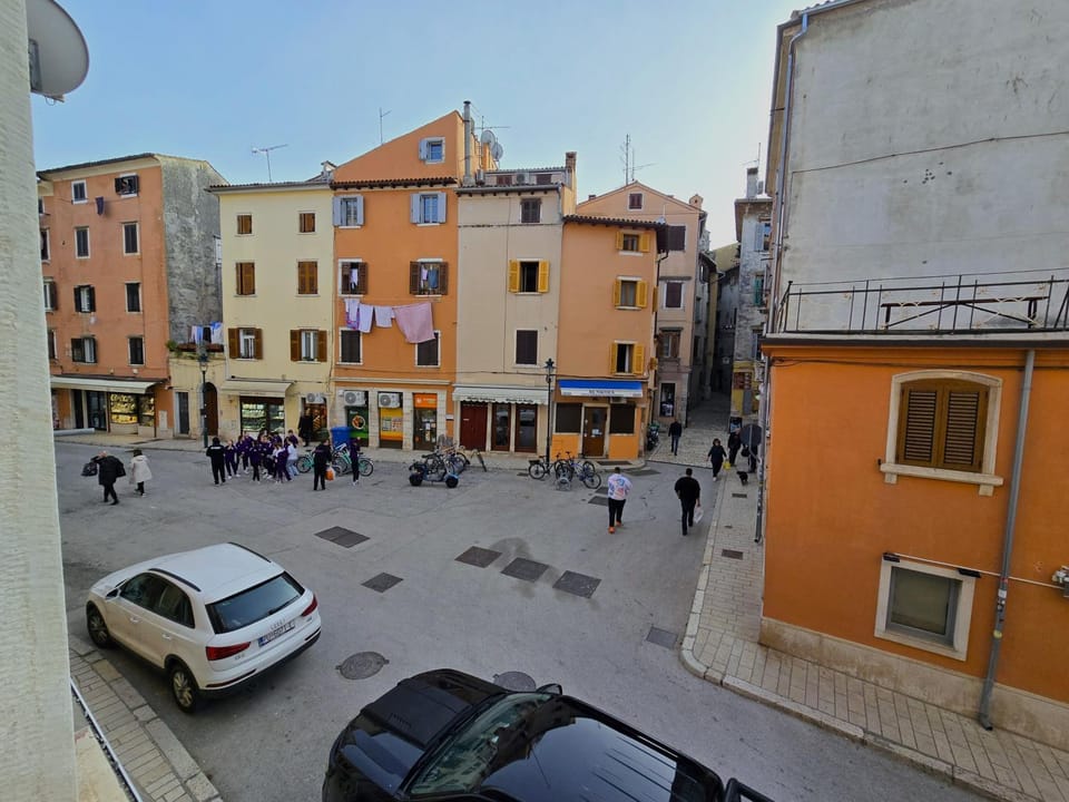 Property building, City view