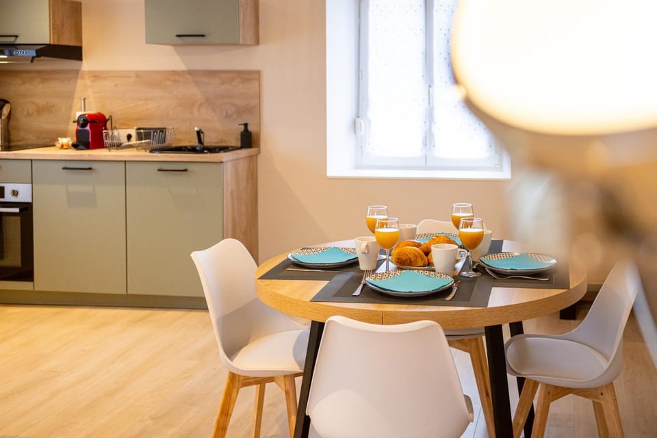Le 60-Appart'Hôtel-GregIMMO Apartment in Bourgogne-Franche-Comté