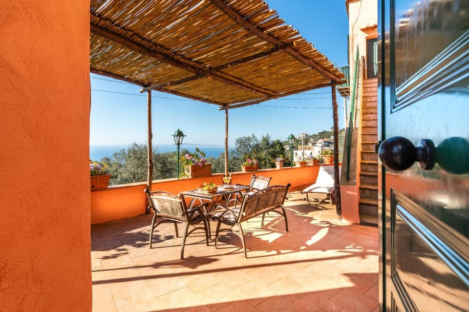 View (from property/room), Balcony/Terrace, Balcony/Terrace, Dining area