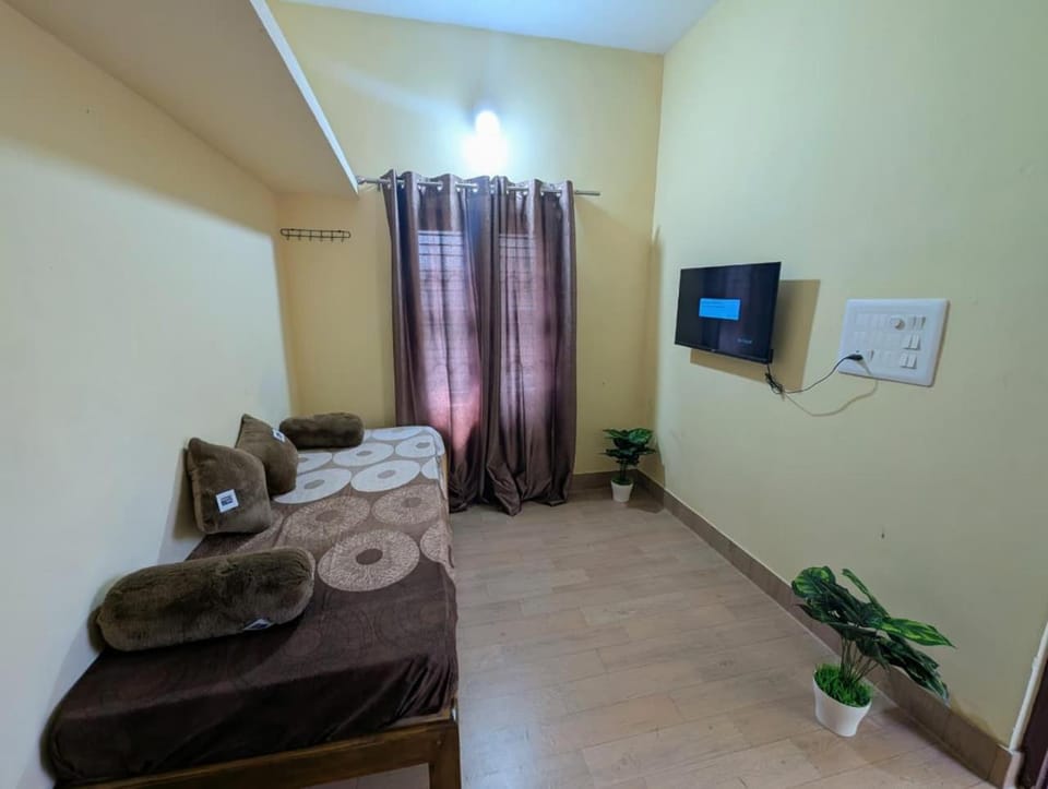 Sri Krishna 4BHK AC Villa Villa in Karnataka