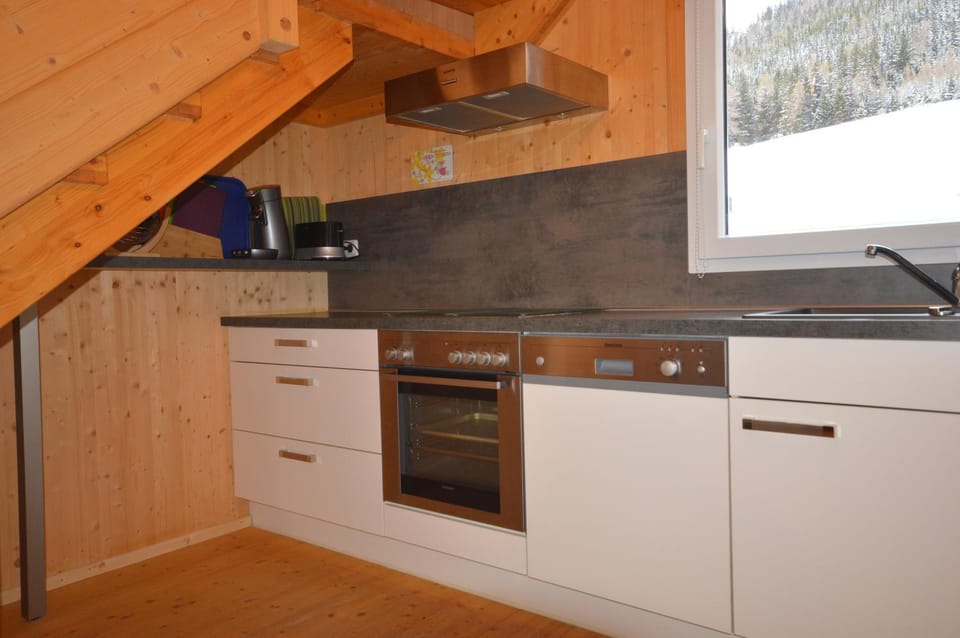 Kitchen or kitchenette, kitchen
