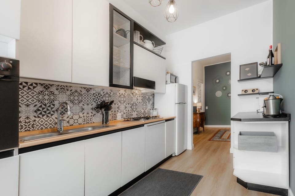 Breakfast, oven, stove, kitchen
