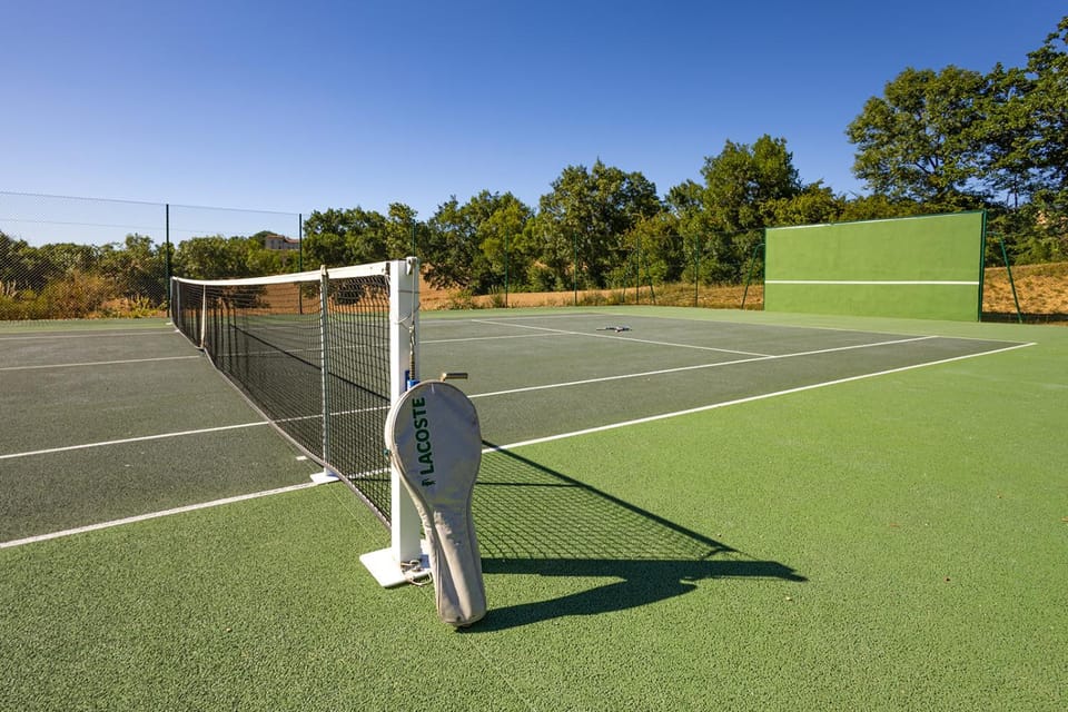 Tennis court
