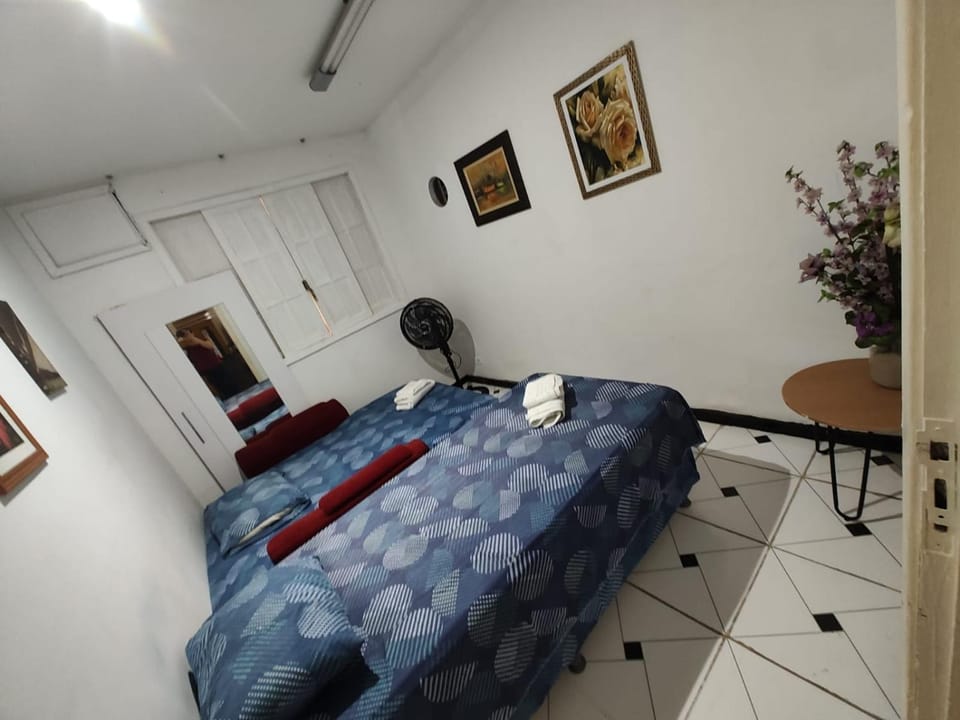 Apartamento 3 quartos Copacabana 1 quadra da praia House in Rio de Janeiro