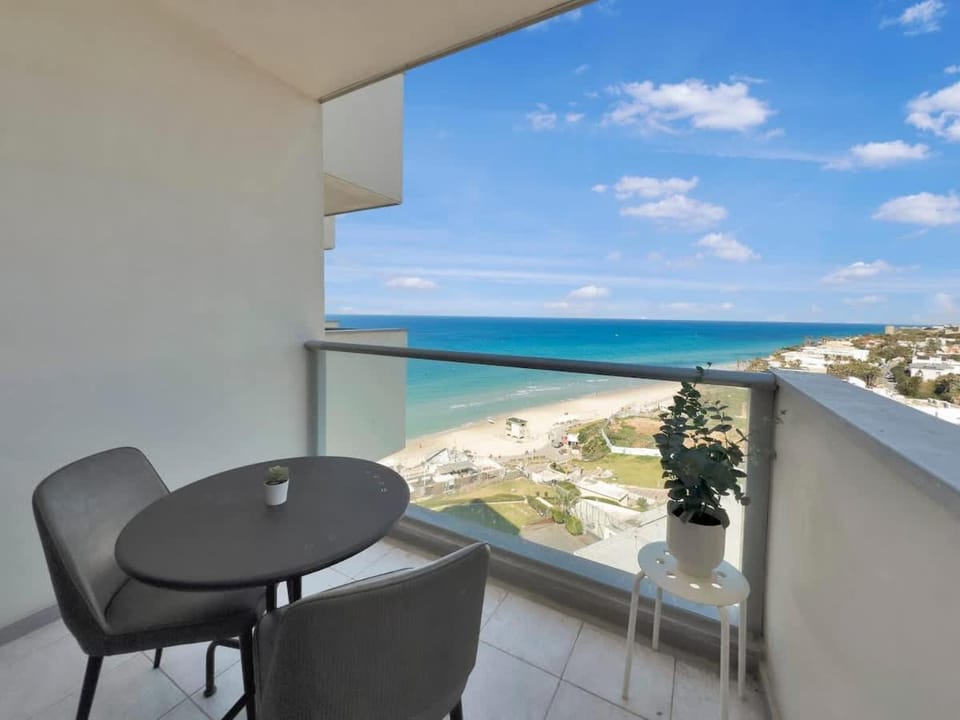 The Sharon Secret Pearl Apartment in Herzliya